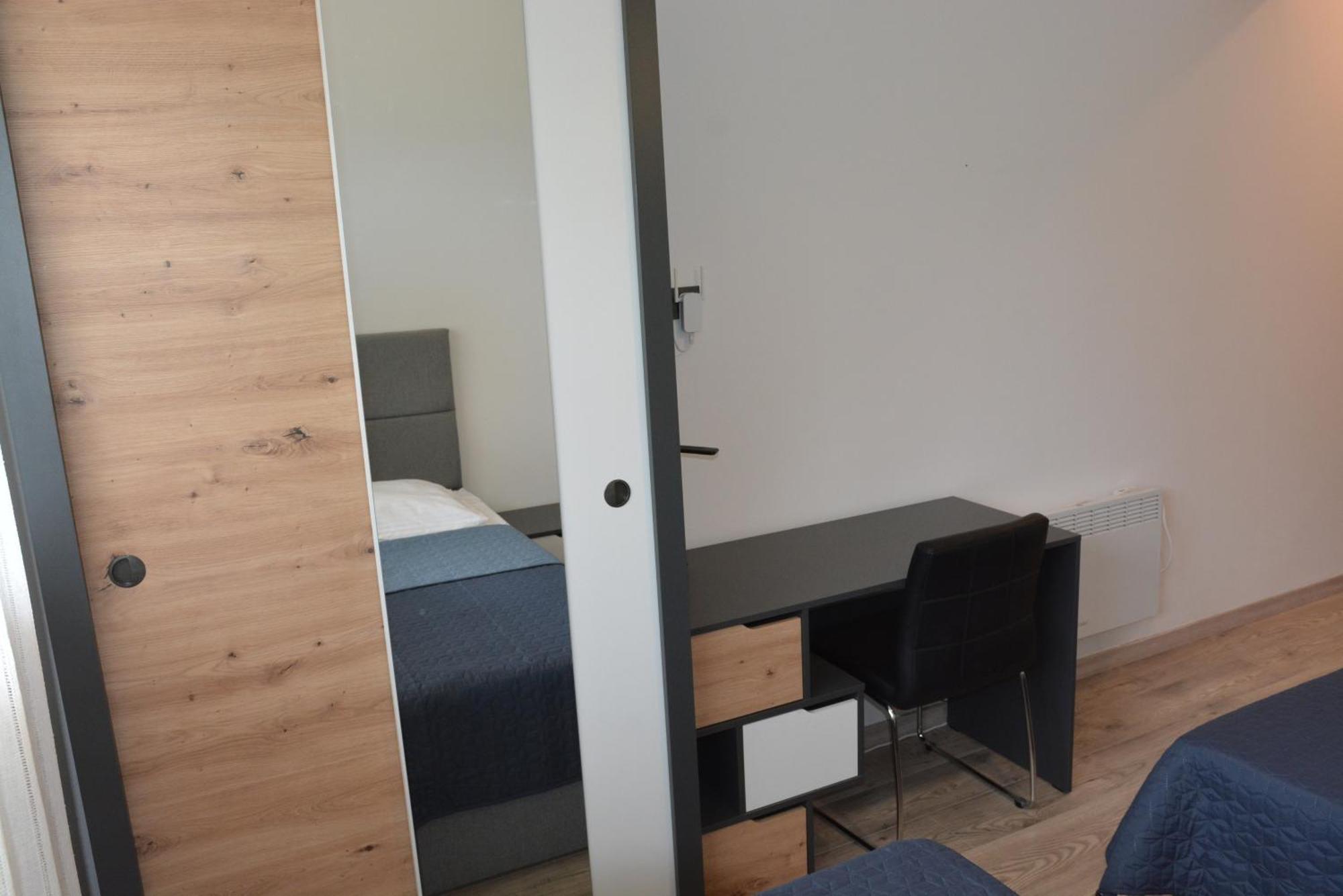 Sole Apartment Turanj Exterior photo